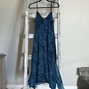 Vtg  Y2K Express Women’s Spaghetti Strap Dress Slit Size 7/8 00’s Leaf Print